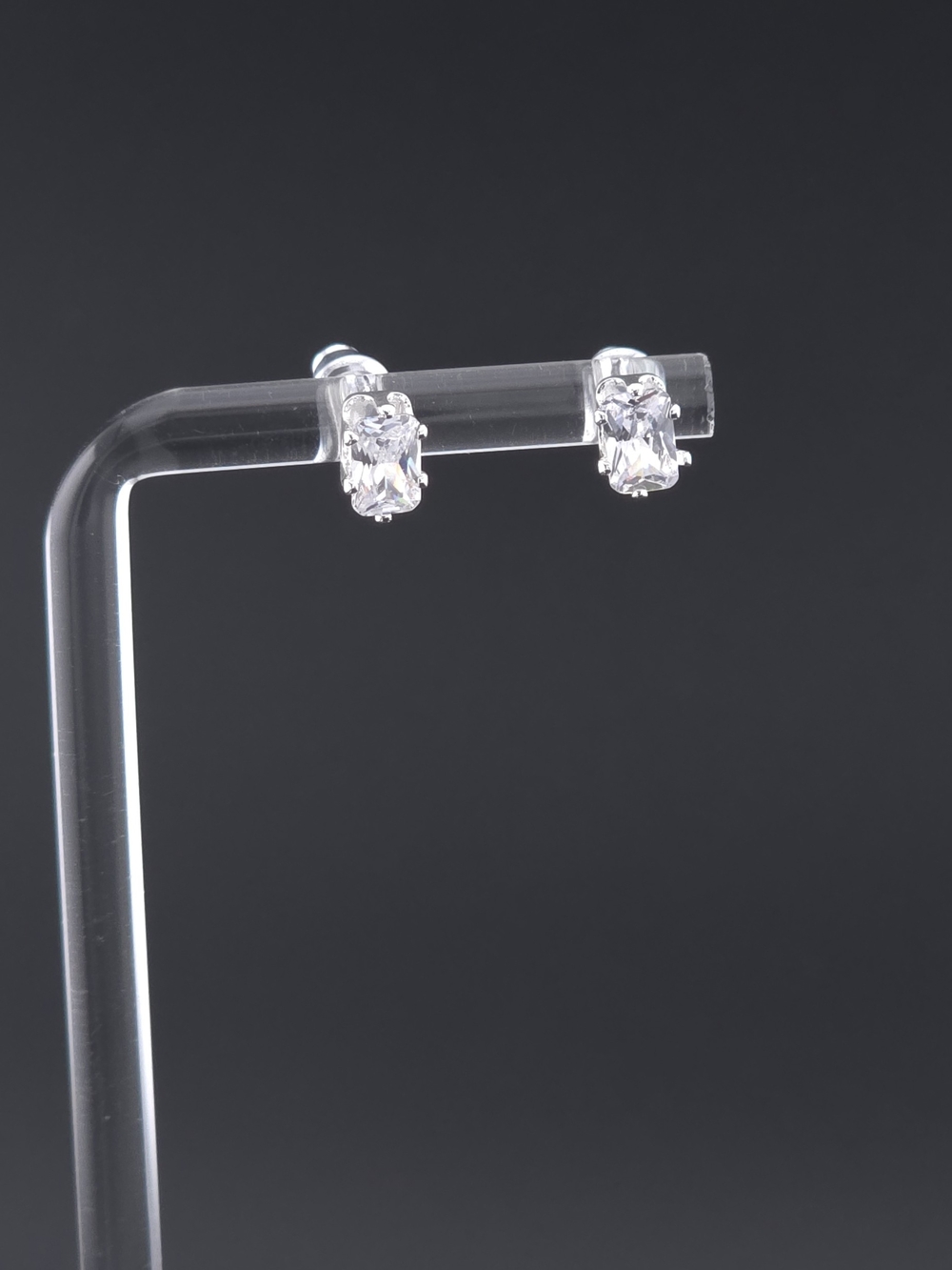 Classic Silver Sqaure Cubic Zirconia Stud Earrings - Clear